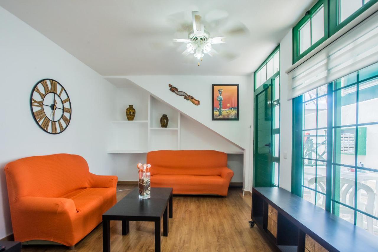 Apartamentos Haria En Puerto Del Carmen Tías Kültér fotó