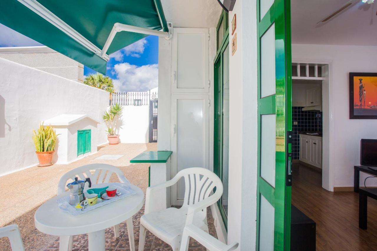 Apartamentos Haria En Puerto Del Carmen Tías Kültér fotó