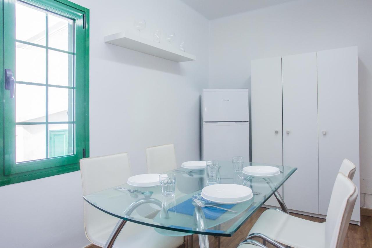 Apartamentos Haria En Puerto Del Carmen Tías Kültér fotó