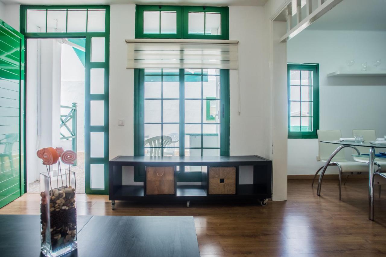 Apartamentos Haria En Puerto Del Carmen Tías Kültér fotó