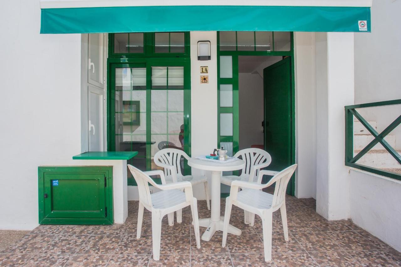 Apartamentos Haria En Puerto Del Carmen Tías Kültér fotó
